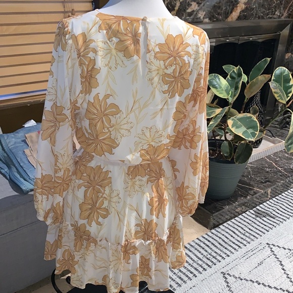 BNWT Ruffle Dress by Flying Tomato - Picture 5 of 11